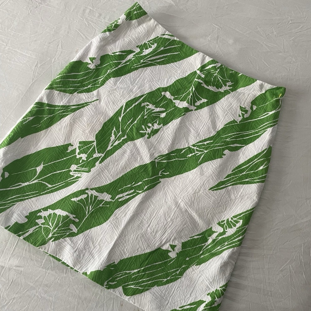 Original Milly White Green Shirt Pencil Skirt Size 4 Floral Leaf Print